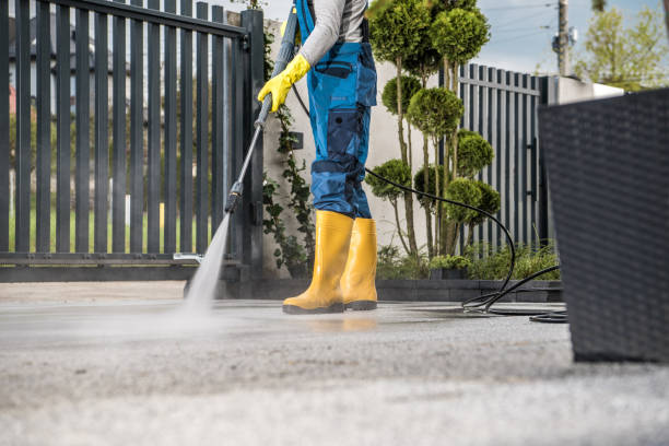 Best Restaurant Pressure Washing  in Lake Belvedere Estates, FL